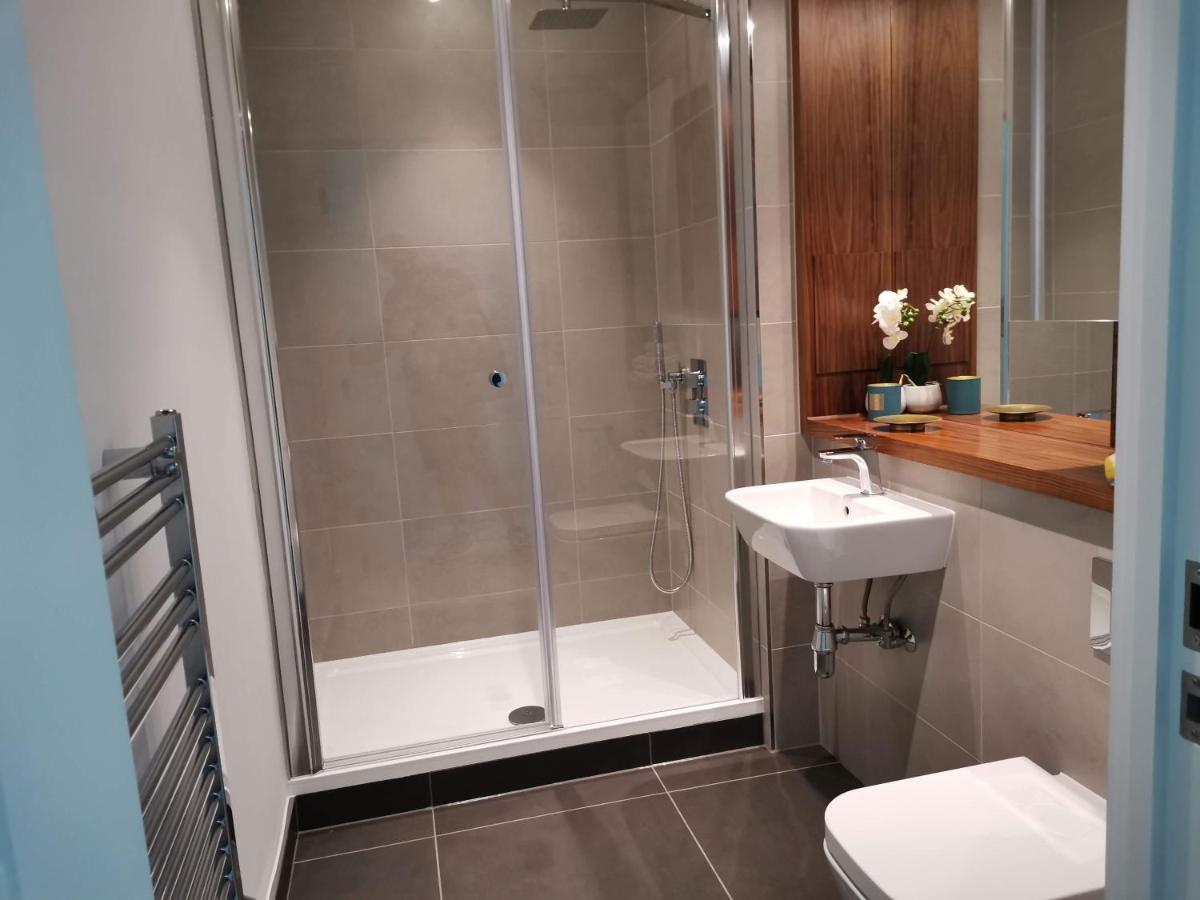 Charles Hope Canary Wharf South Quay Лондон Екстериор снимка