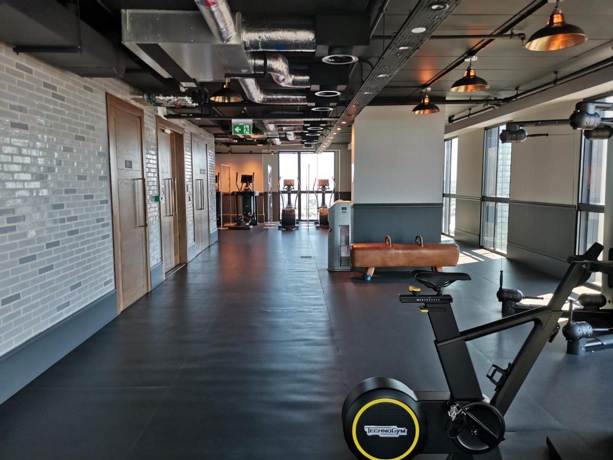Charles Hope Canary Wharf South Quay Лондон Екстериор снимка
