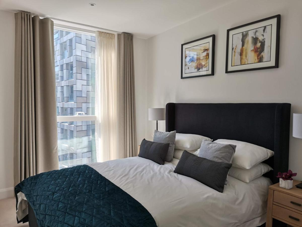 Charles Hope Canary Wharf South Quay Лондон Екстериор снимка