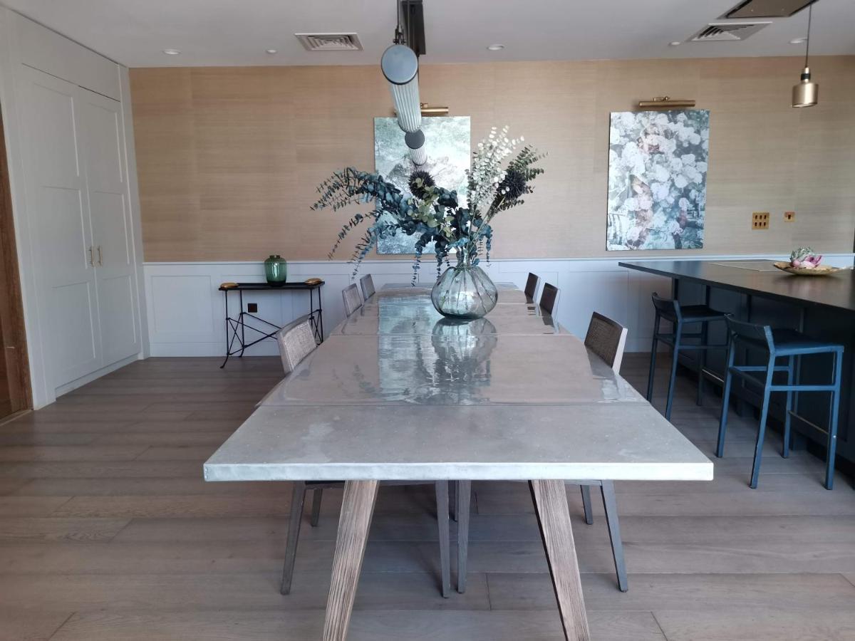 Charles Hope Canary Wharf South Quay Лондон Екстериор снимка