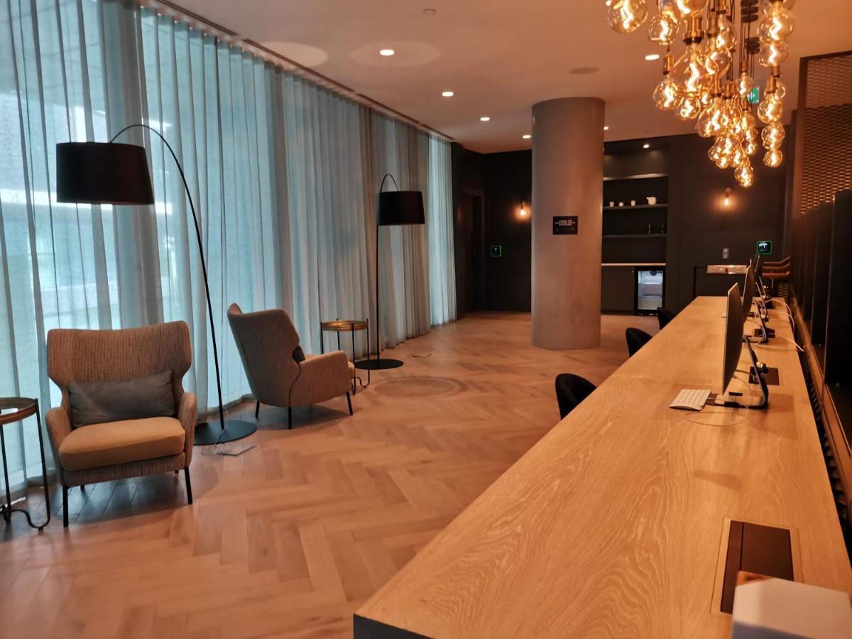 Charles Hope Canary Wharf South Quay Лондон Екстериор снимка