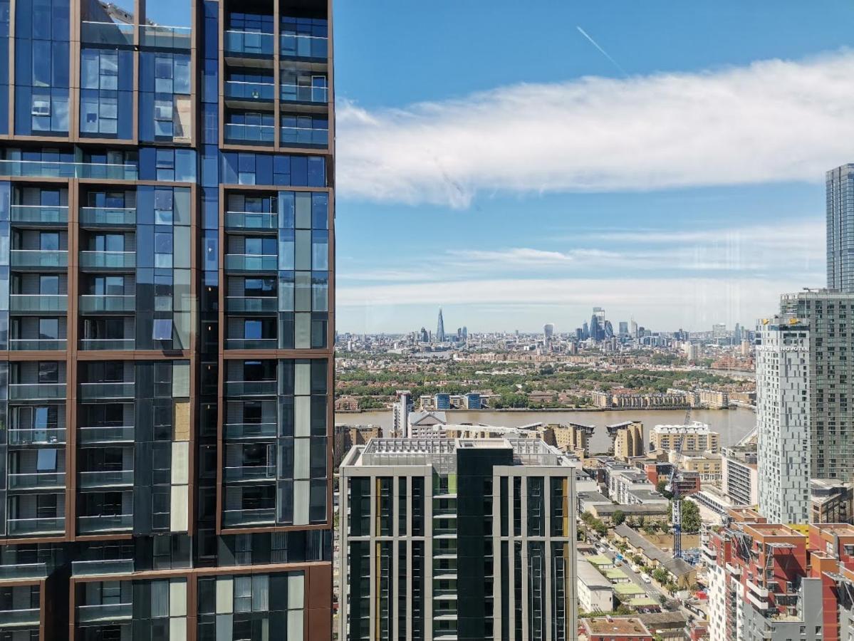Charles Hope Canary Wharf South Quay Лондон Екстериор снимка