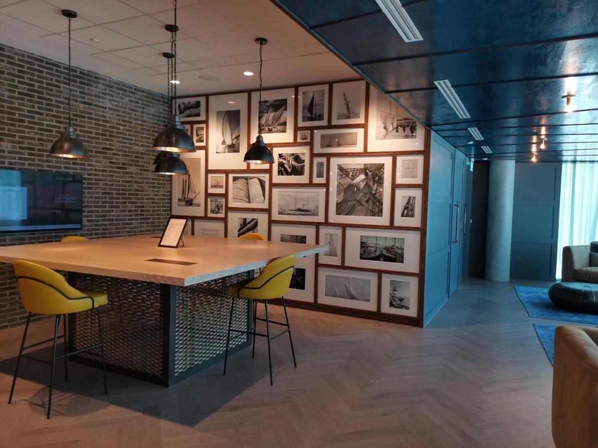Charles Hope Canary Wharf South Quay Лондон Екстериор снимка