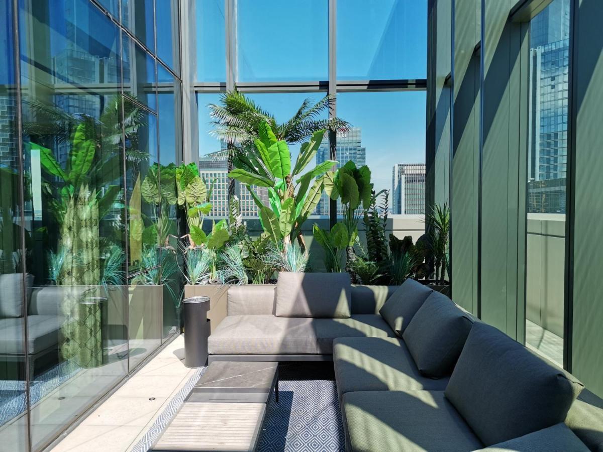Charles Hope Canary Wharf South Quay Лондон Екстериор снимка