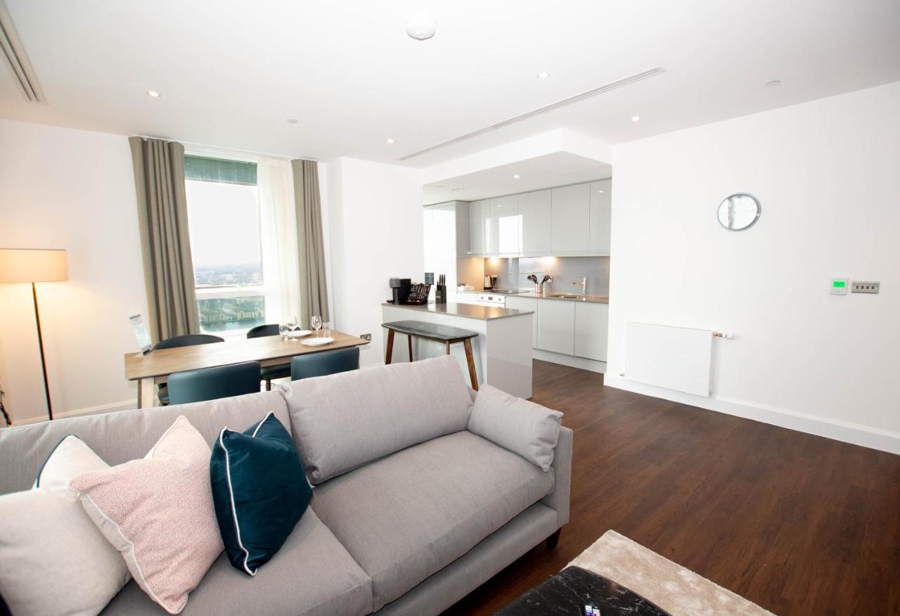 Charles Hope Canary Wharf South Quay Лондон Екстериор снимка