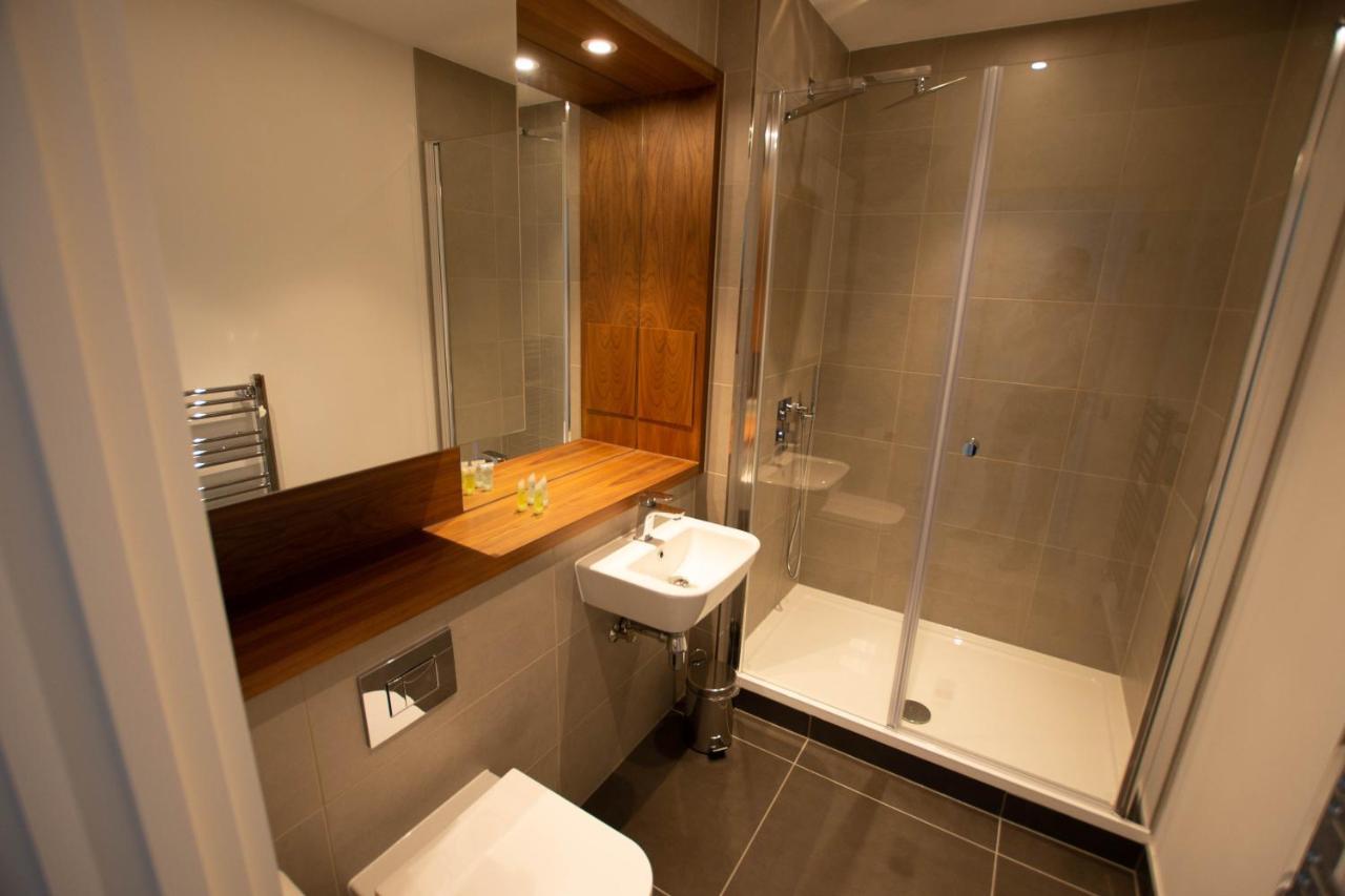 Charles Hope Canary Wharf South Quay Лондон Екстериор снимка