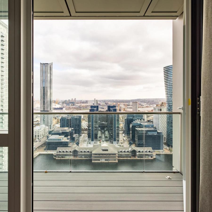 Charles Hope Canary Wharf South Quay Лондон Екстериор снимка